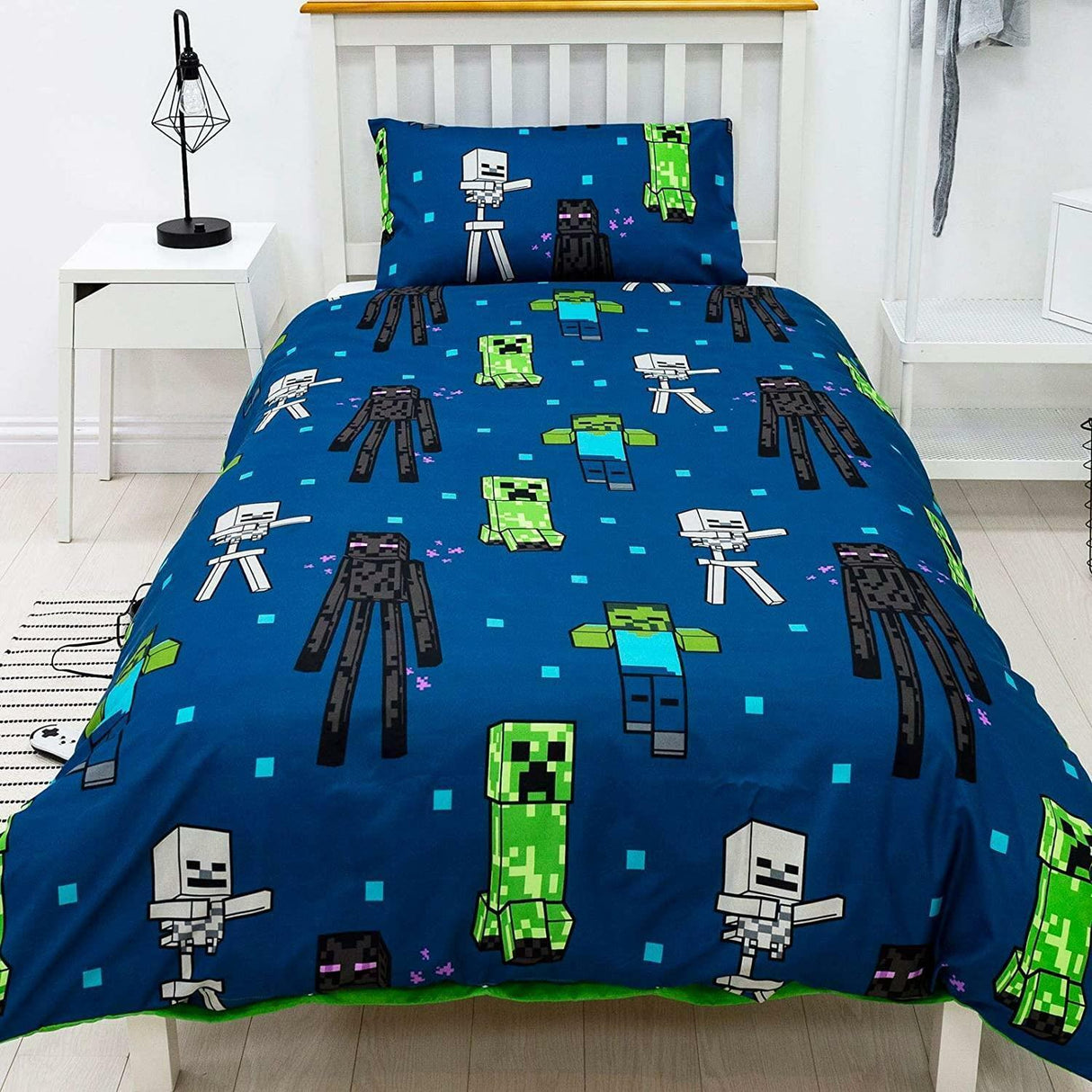 Minecraft 'Creeps' Reversible Single Duvet & Pillowcase Set