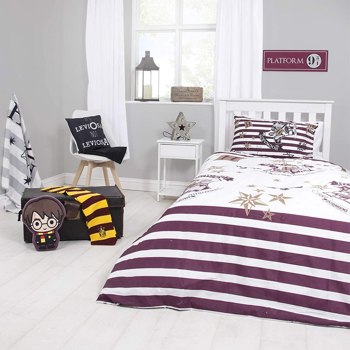 Harry Potter 'Hogwarts' Reversible Single Duvet & Pillowcase Set