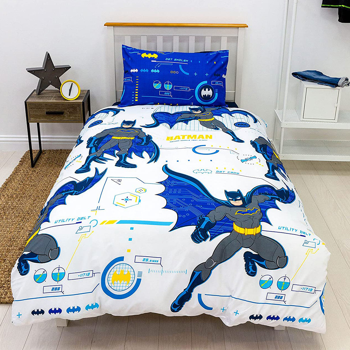 Batman 'Tech' Reversible Single Duvet & Pillowcase Set